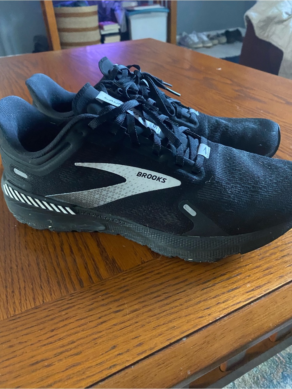 Brooks Men's Launch CTS 9 Running Shoes